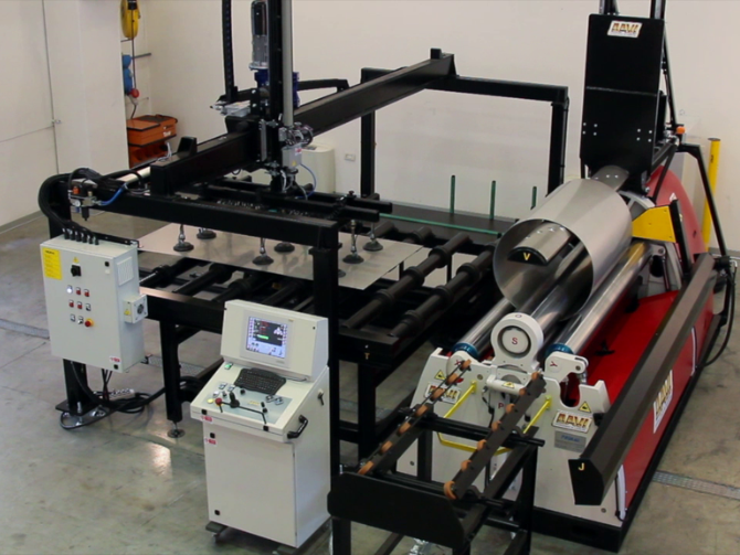 330_z_mca_plate_rolling_machine_davi_four_roll_(7)